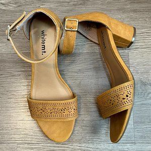 🔥SALE🔥 Open Toe Ankle Strap Low Heel sandals Tan size 6.5